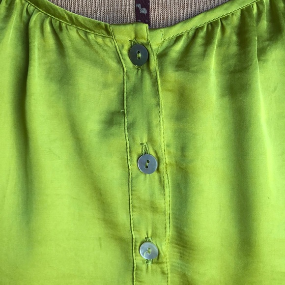 Relativity Silky Chartreuse Green Peasant Top 3/4 Sleeve - Picture 8 of 13